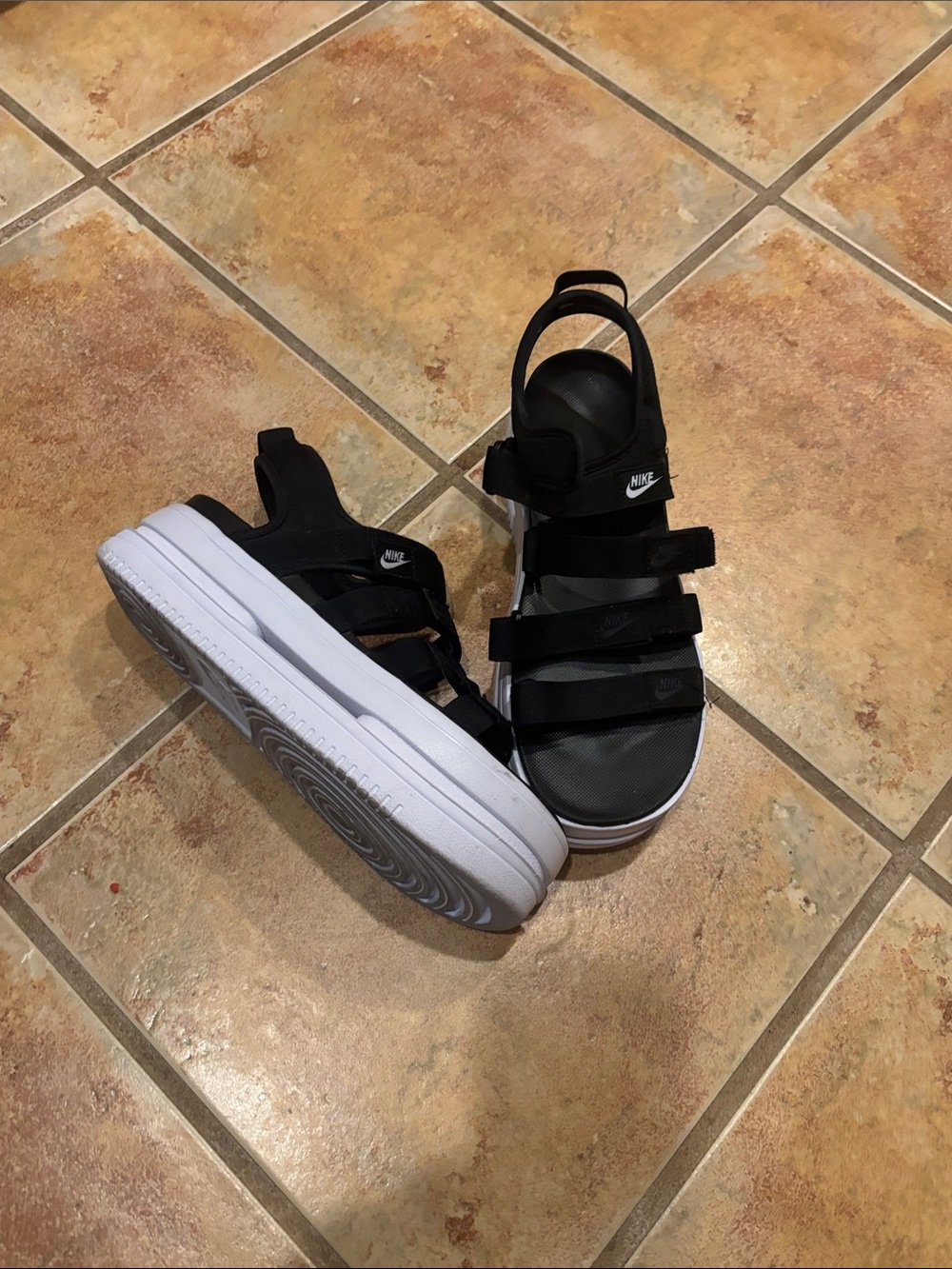 Nike Black and White Kids Platform Strap Sandals